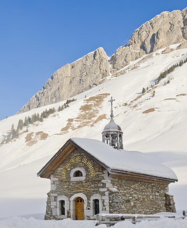 Les Rhodos Hotell La Clusaz Exteriör bild