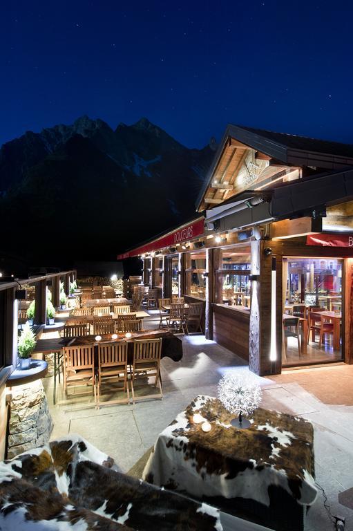 Les Rhodos Hotell La Clusaz Exteriör bild