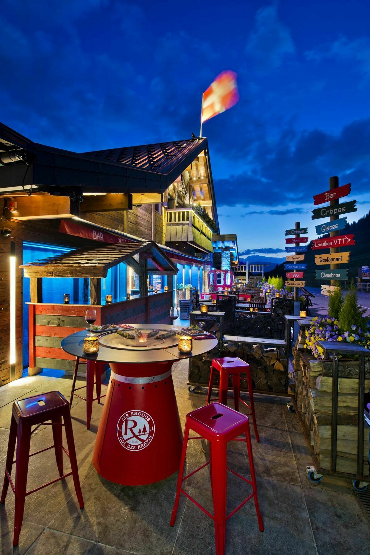 Les Rhodos Hotell La Clusaz Exteriör bild